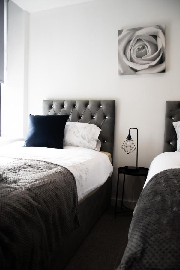 Bv Apt 2 Bedroom At Holmfirth Perfect Views Хъдърсфийлд Екстериор снимка