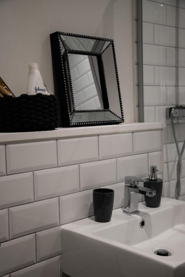 Bv Apt 2 Bedroom At Holmfirth Perfect Views Хъдърсфийлд Екстериор снимка